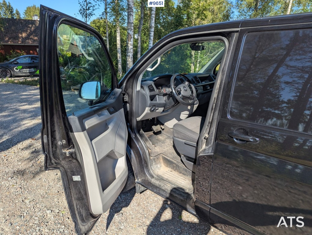 VW Transporter workshop fittings, double sliding doors - Komunální/ Speciální technika: obrázek 3 VW Transporter workshop fittings, double sliding doors - Komunální/ Speciální technika: obrázek 3