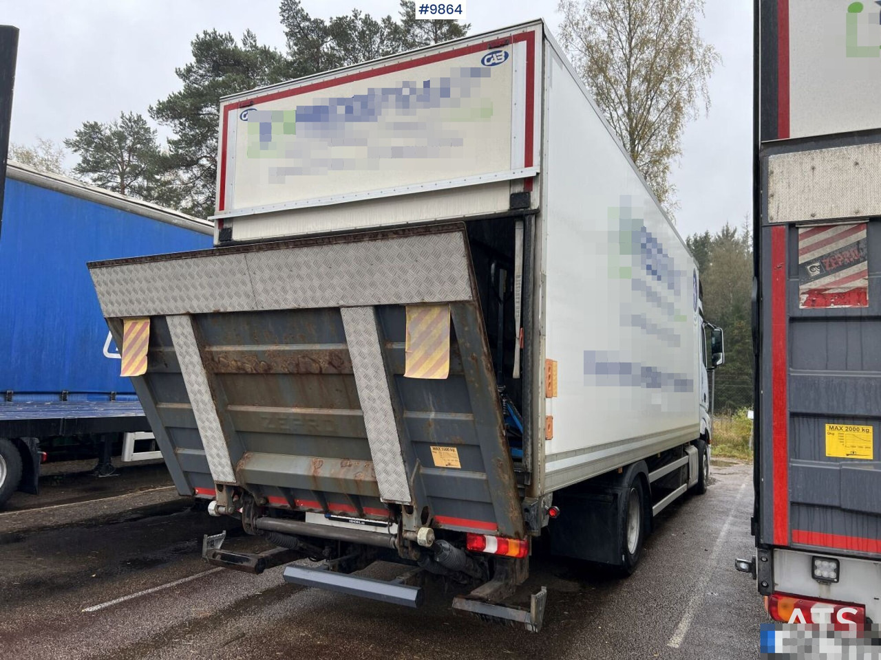 MERCEDES-BENZ ACTROS 963-0-A Box truck with tail lift - Skříňový nákladní auto: obrázek 3 MERCEDES-BENZ ACTROS 963-0-A Box truck with tail lift - Skříňový nákladní auto: obrázek 3