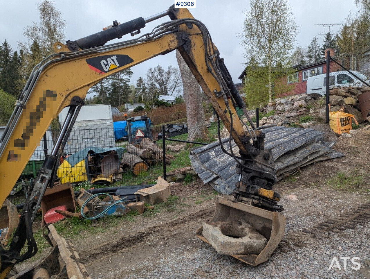 Mini excavator Cat 303.5E CR with tiltrotator and attachments (See Video) - Mini rýpadlo: obrázek 4 Mini excavator Cat 303.5E CR with tiltrotator and attachments (See Video) - Mini rýpadlo: obrázek 4