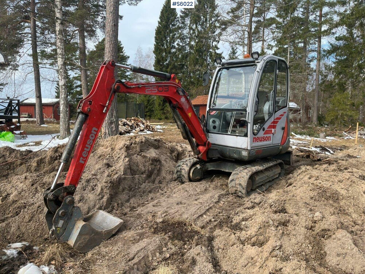 Neuson 2503 RD Mini Excavator - Rýpadlo: obrázek 1 Neuson 2503 RD Mini Excavator - Rýpadlo: obrázek 1