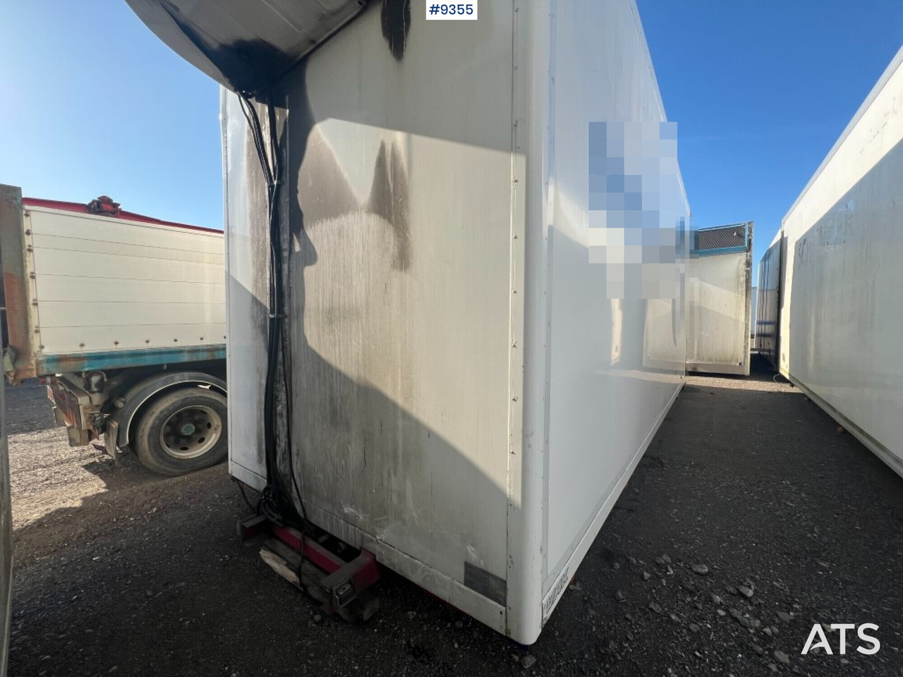 Refrigerated trailer cabinet VAK - Chladírenská nástavba: obrázek 5 Refrigerated trailer cabinet VAK - Chladírenská nástavba: obrázek 5