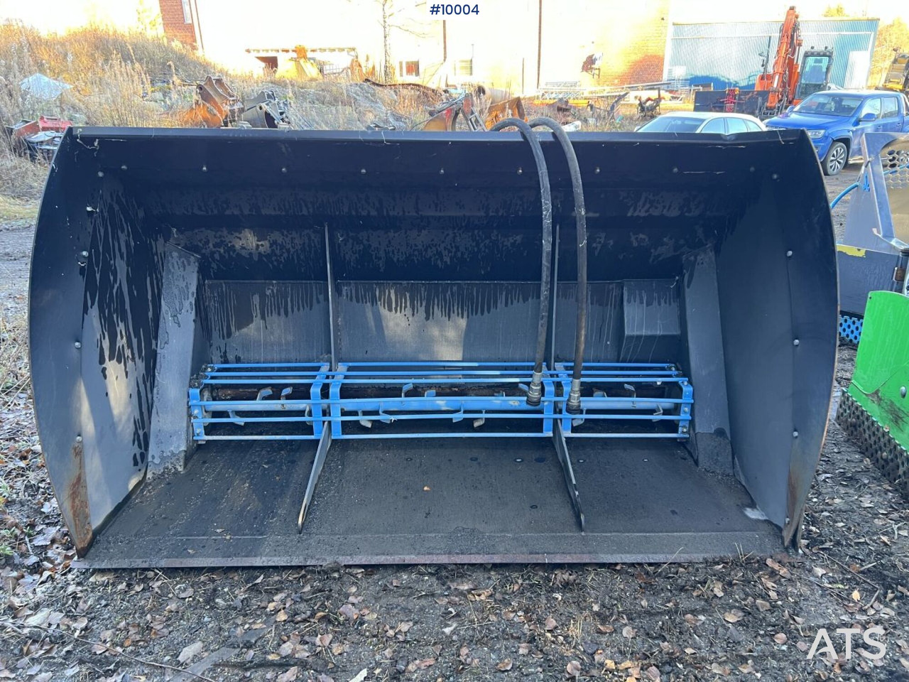 Sand spreader bucket 3350 L, Large BM - Sypač písku/ Soli: obrázek 2 Sand spreader bucket 3350 L, Large BM - Sypač písku/ Soli: obrázek 2