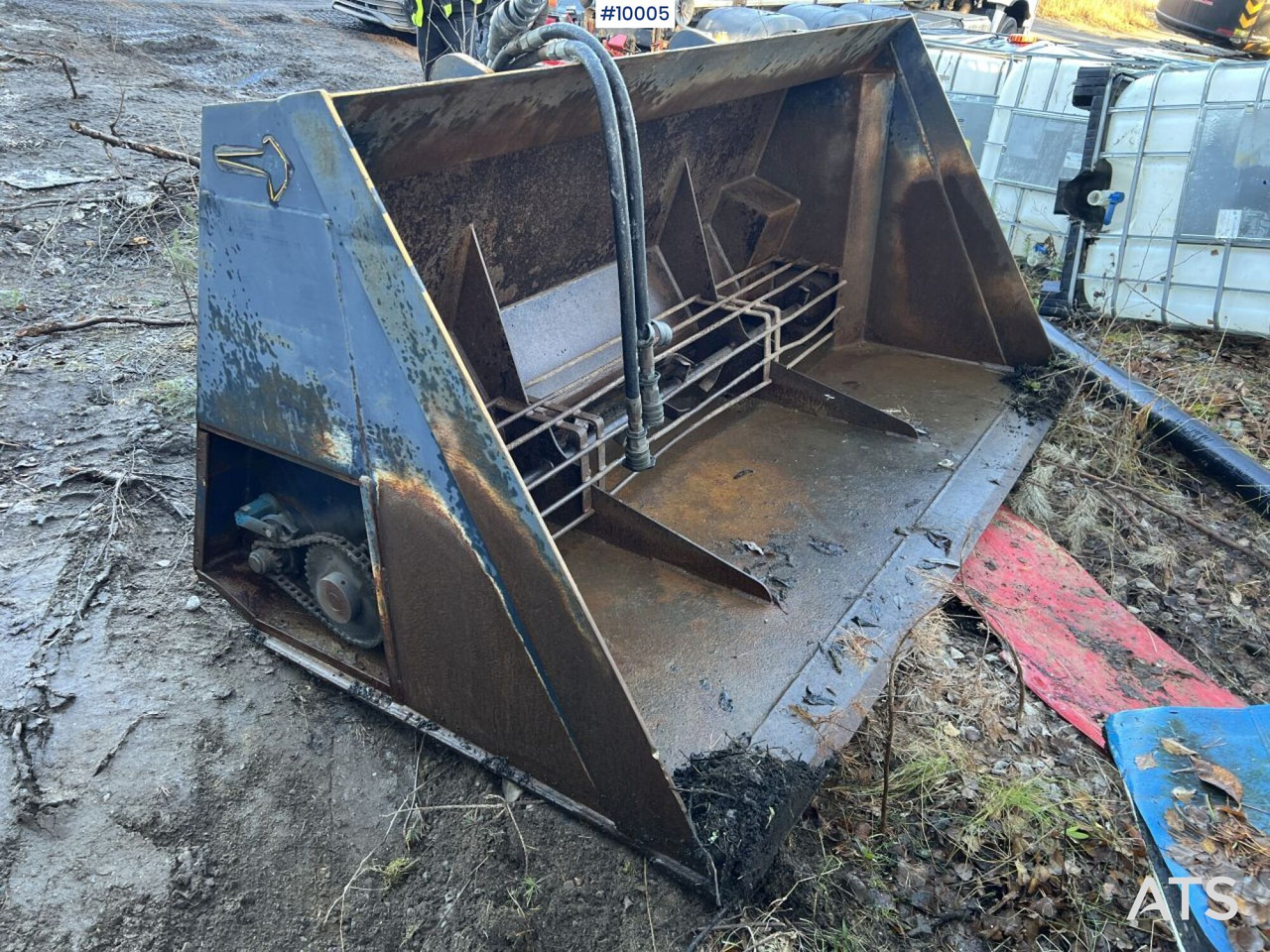 Sand spreader bucket Drivex, Large BM - Sypač písku/ Soli: obrázek 1 Sand spreader bucket Drivex, Large BM - Sypač písku/ Soli: obrázek 1