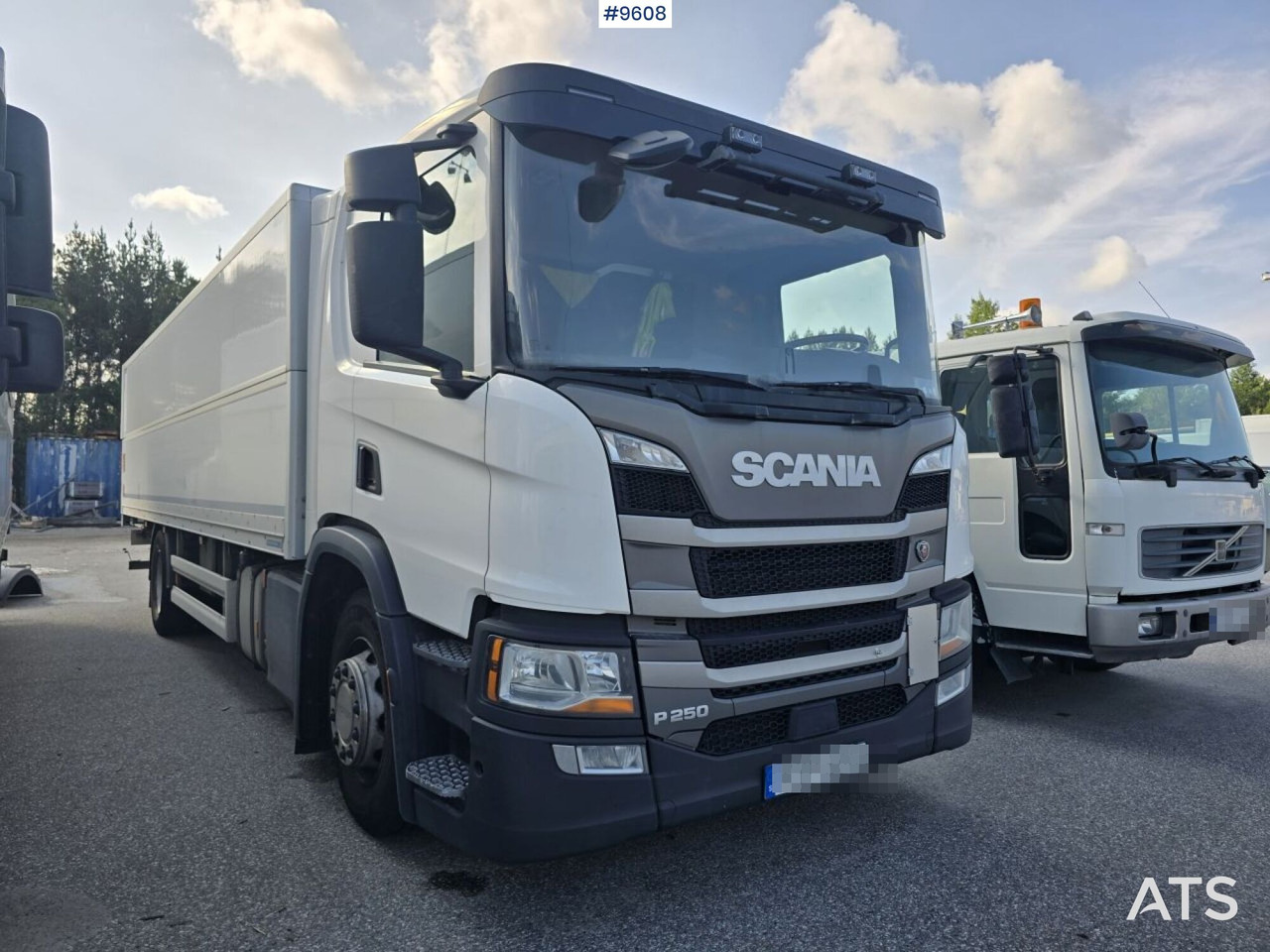 Scania P250 Liftable and lowerable body - Skříňový nákladní auto: obrázek 2 Scania P250 Liftable and lowerable body - Skříňový nákladní auto: obrázek 2