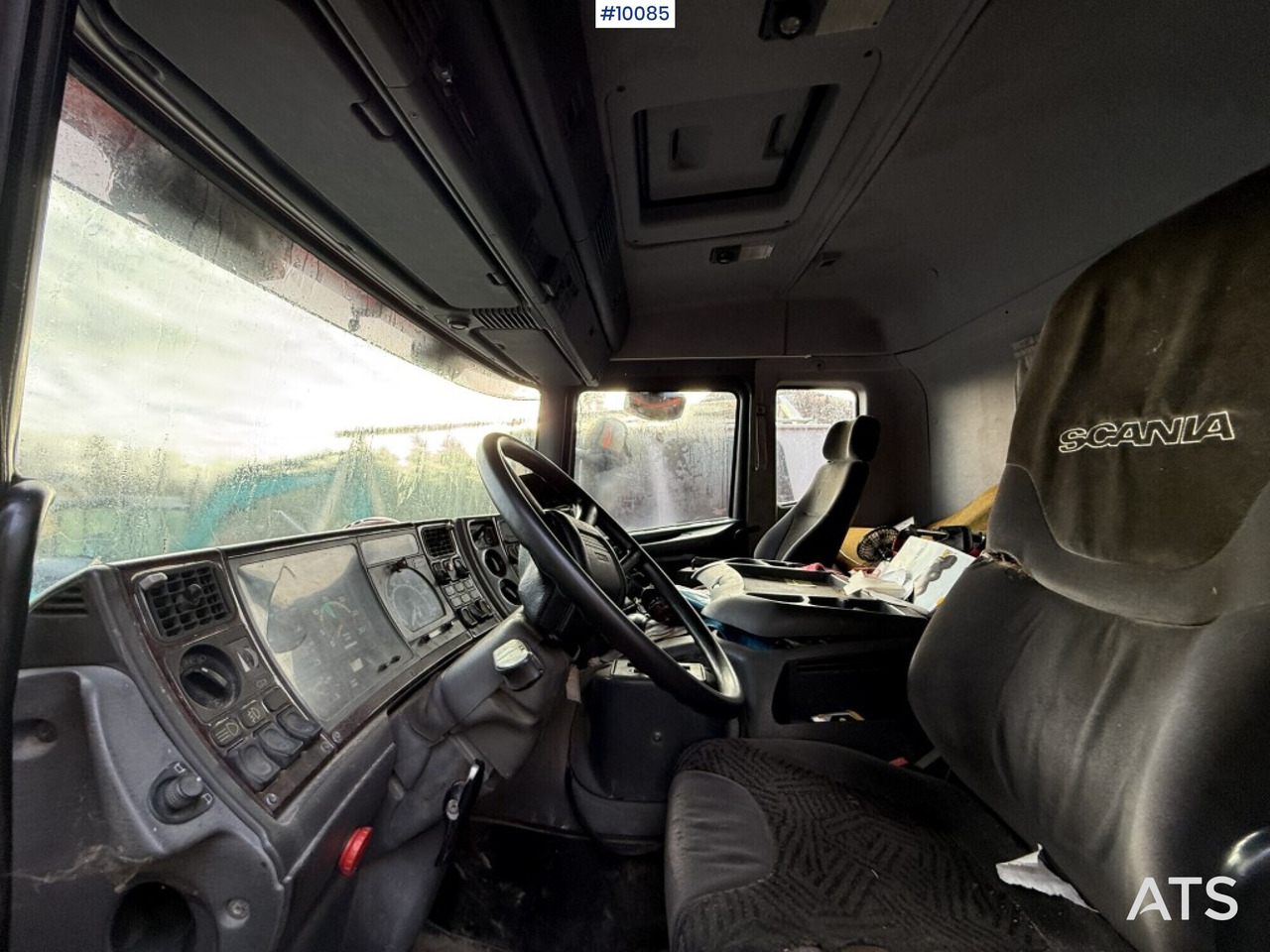 Hákový nosič kontejnerů, Auto s hydraulickou rukou Scania P94G 300 Crane truck with flatbed Rep. object: obrázek 10 Hákový nosič kontejnerů, Auto s hydraulickou rukou Scania P94G 300 Crane truck with flatbed Rep. object: obrázek 10