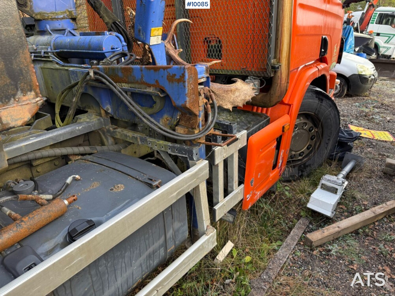Hákový nosič kontejnerů, Auto s hydraulickou rukou Scania P94G 300 Crane truck with flatbed Rep. object: obrázek 18 Hákový nosič kontejnerů, Auto s hydraulickou rukou Scania P94G 300 Crane truck with flatbed Rep. object: obrázek 18