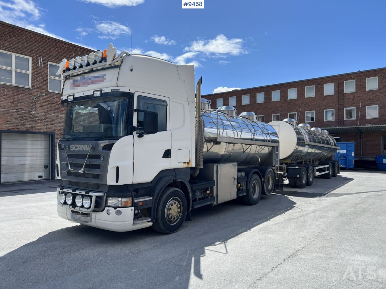 Scania R500 with Wedholms wagon, milk tanks / tanker carriage - Cisternové vozidlo: obrázek 1 Scania R500 with Wedholms wagon, milk tanks / tanker carriage - Cisternové vozidlo: obrázek 1