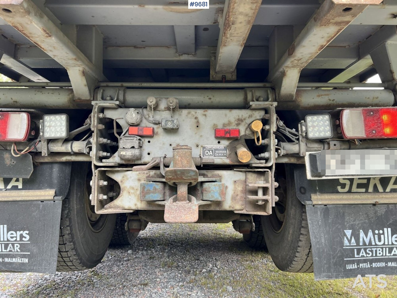 Scania R93 HL 6X2 with Hiab crane and plow mount leasing Scania R93 HL 6X2 with Hiab crane and plow mount: obrázek 18