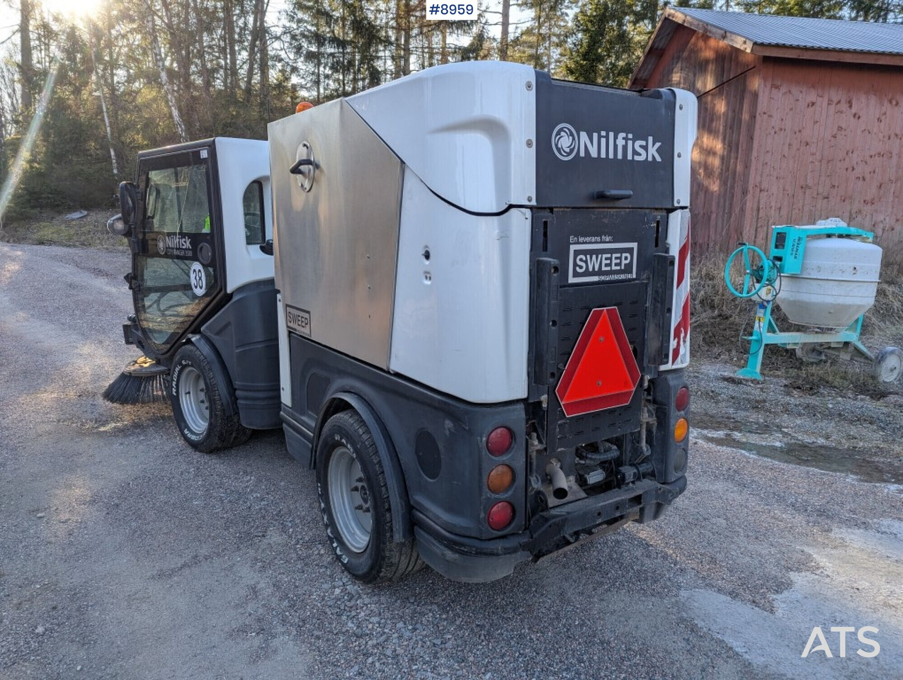 Sweeper Nilfisk City Ranger (SEE VIDEO) - Zametací vůz: obrázek 3 Sweeper Nilfisk City Ranger (SEE VIDEO) - Zametací vůz: obrázek 3