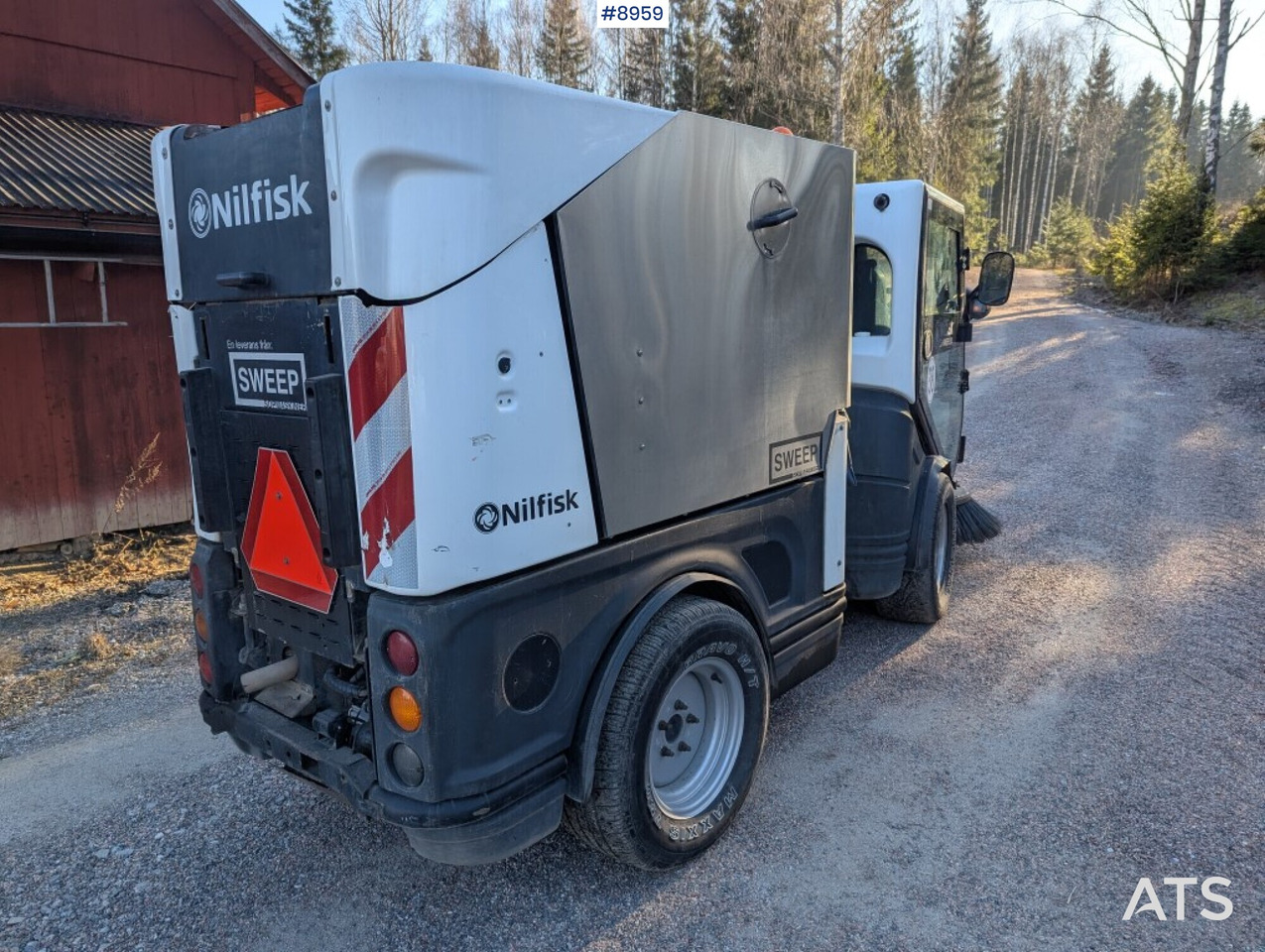Sweeper Nilfisk City Ranger (SEE VIDEO) - Zametací vůz: obrázek 4 Sweeper Nilfisk City Ranger (SEE VIDEO) - Zametací vůz: obrázek 4