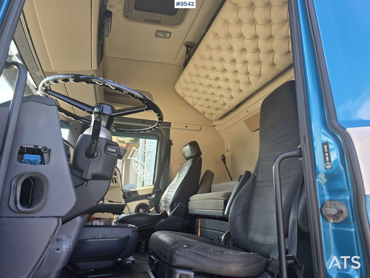 Scania R560 6x2 Tractor unit - Tahač: obrázek 4 Scania R560 6x2 Tractor unit - Tahač: obrázek 4