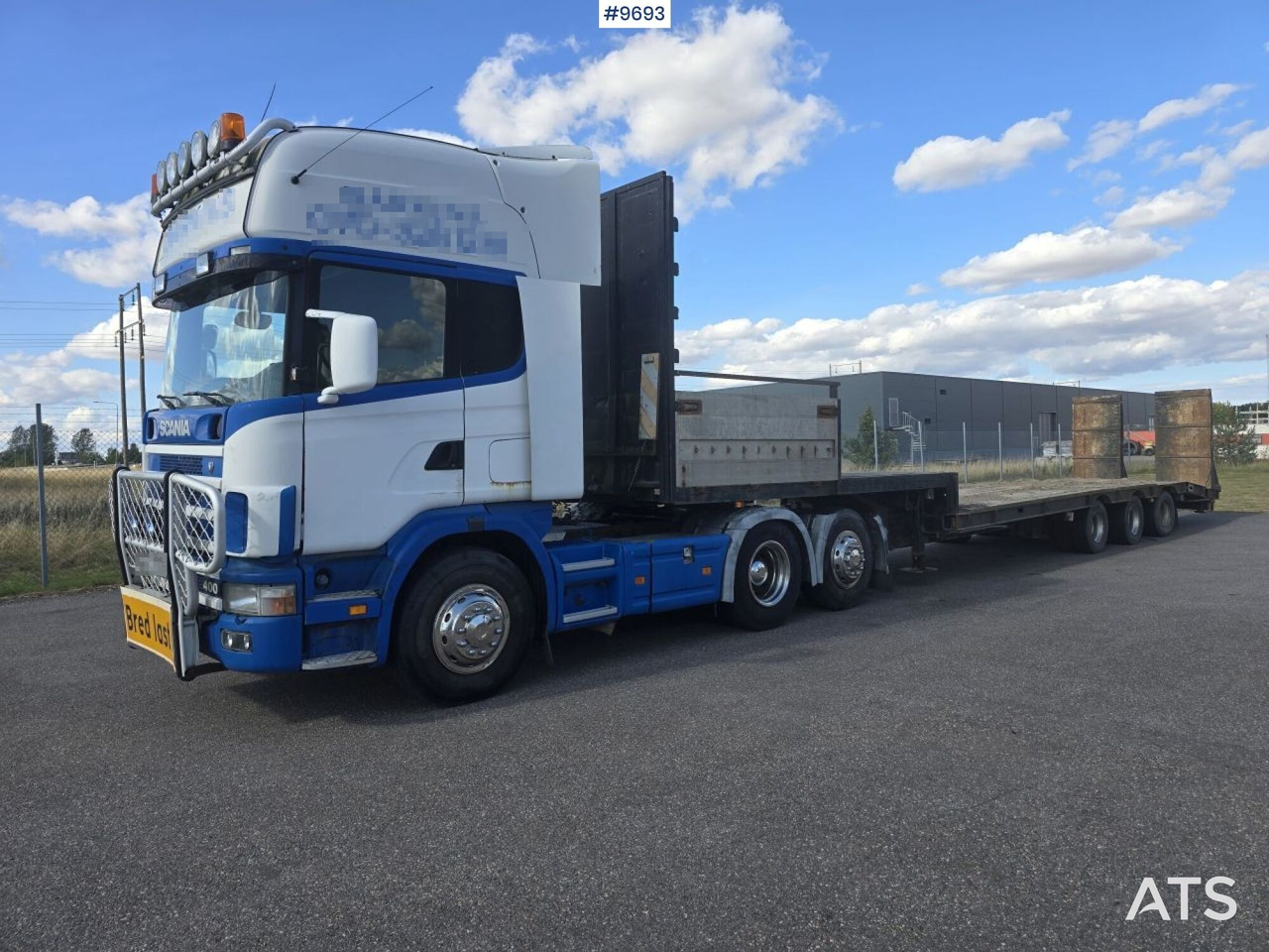 Scania dragbil med maskintrailer - Tahač, Návěs na přepravu automobilů: obrázek 1 Scania dragbil med maskintrailer - Tahač, Návěs na přepravu automobilů: obrázek 1