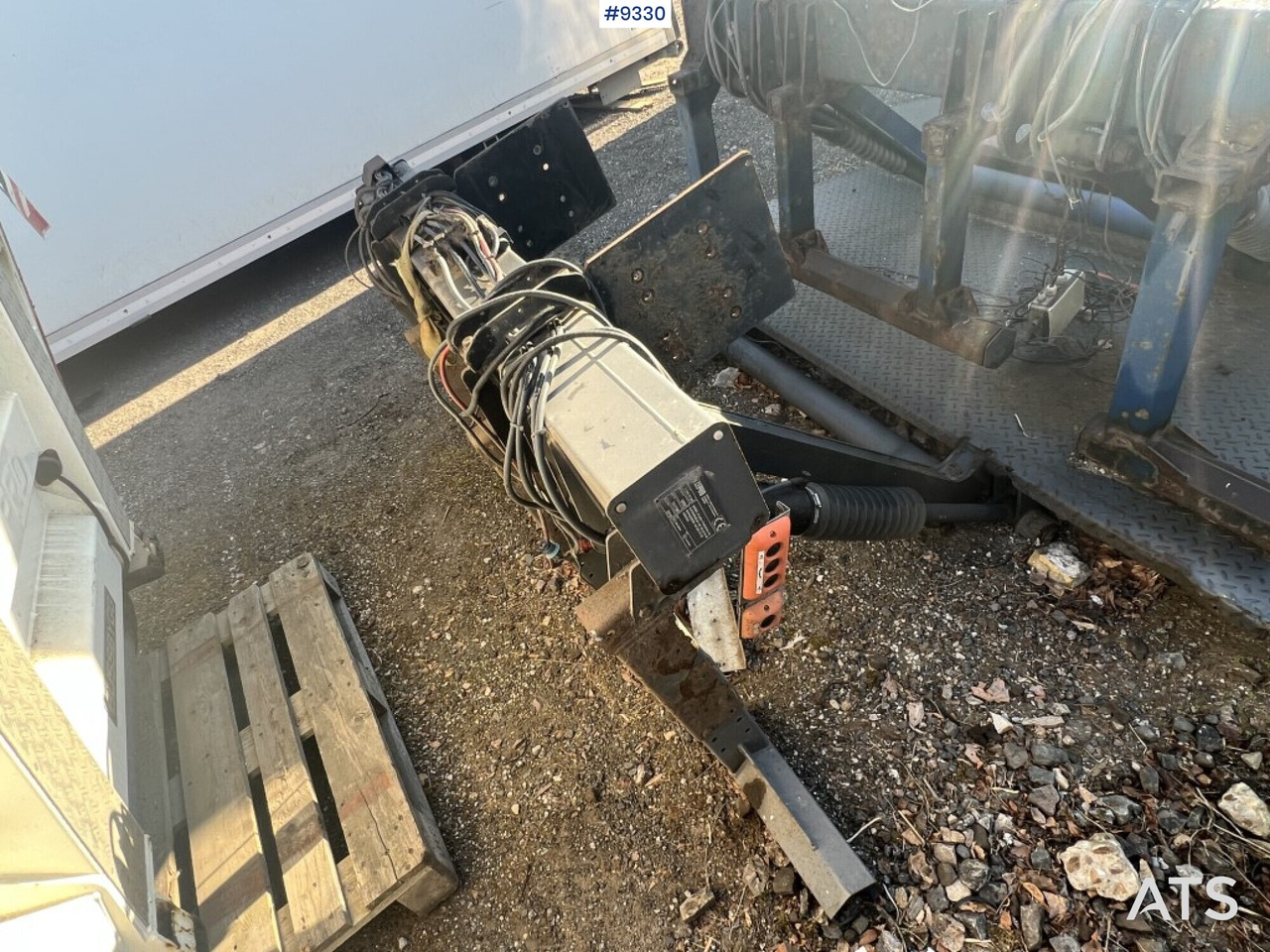 Tail lift Zepro Z2000-175MA - Zvedací plošina: obrázek 4 Tail lift Zepro Z2000-175MA - Zvedací plošina: obrázek 4