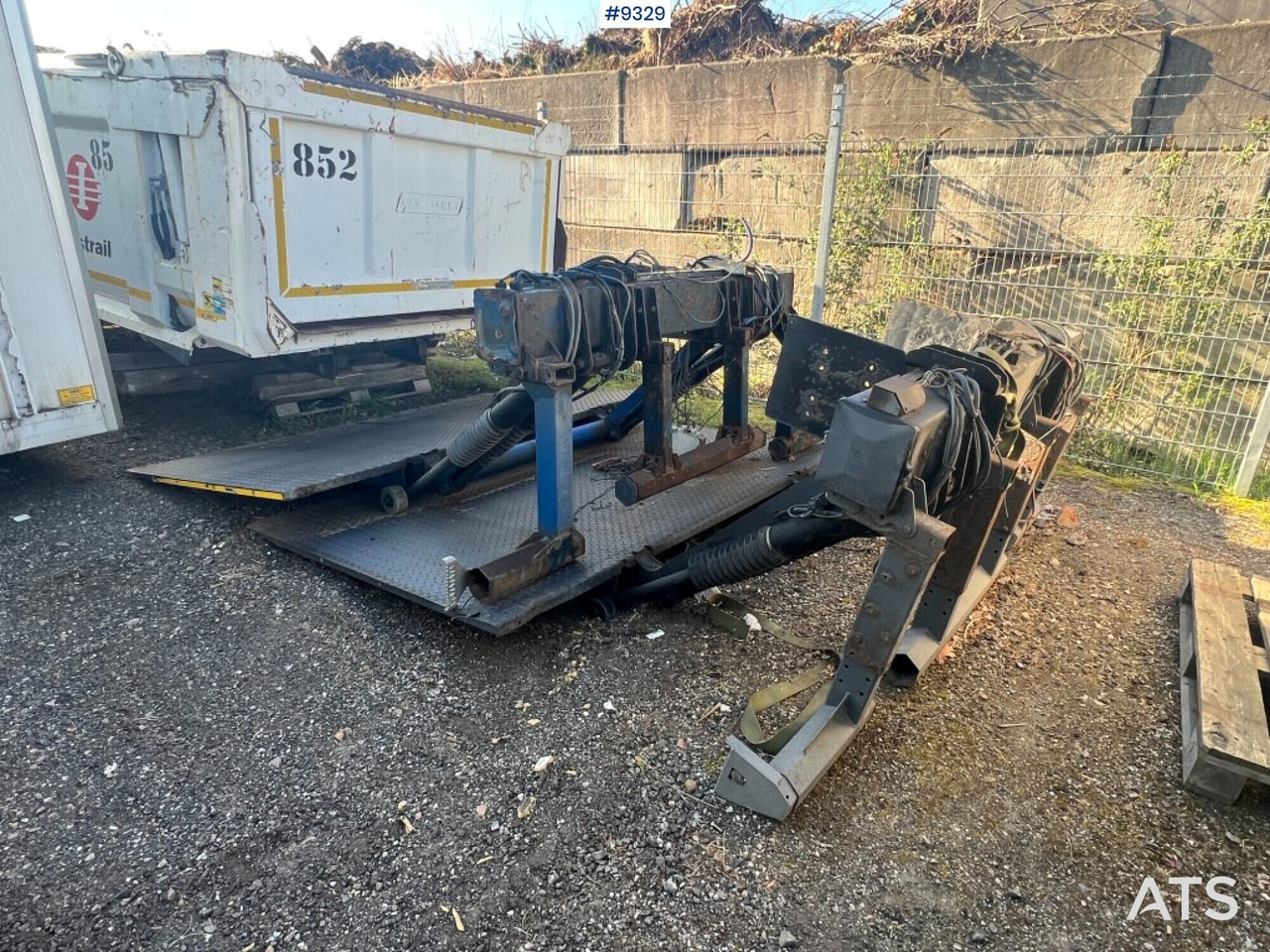 Tail lift - Zepro- ZHD2000-175MA - Zvedací plošina: obrázek 1 Tail lift - Zepro- ZHD2000-175MA - Zvedací plošina: obrázek 1