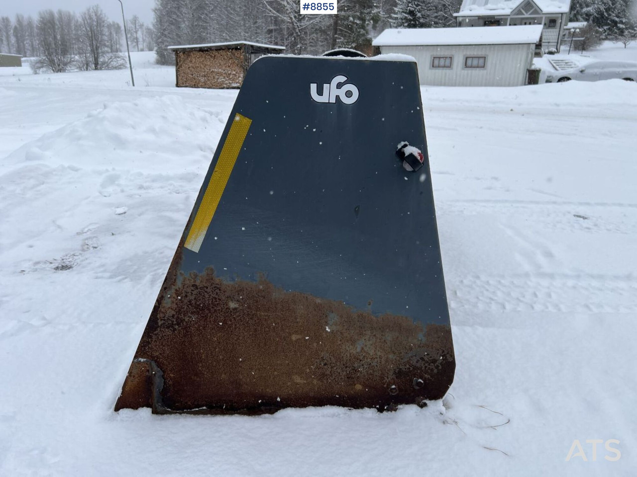 UFO Sand spreader bucket 3.5 cubic meters leasing UFO Sand spreader bucket 3.5 cubic meters: obrázek 9