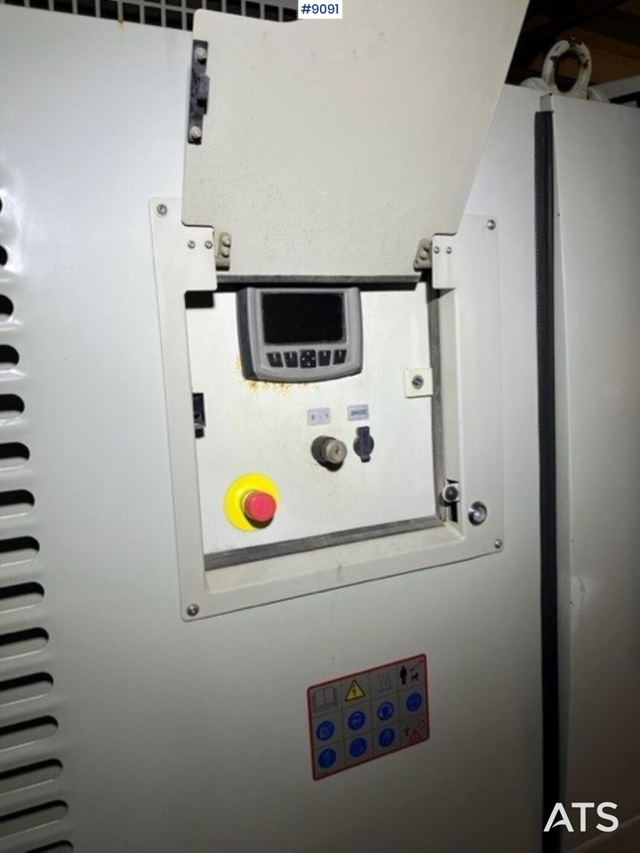 Ultrahigh-pressure cleaner unit - Dynajet UHP 220 2800/27T - Stavební zařízení: obrázek 4 Ultrahigh-pressure cleaner unit - Dynajet UHP 220 2800/27T - Stavební zařízení: obrázek 4