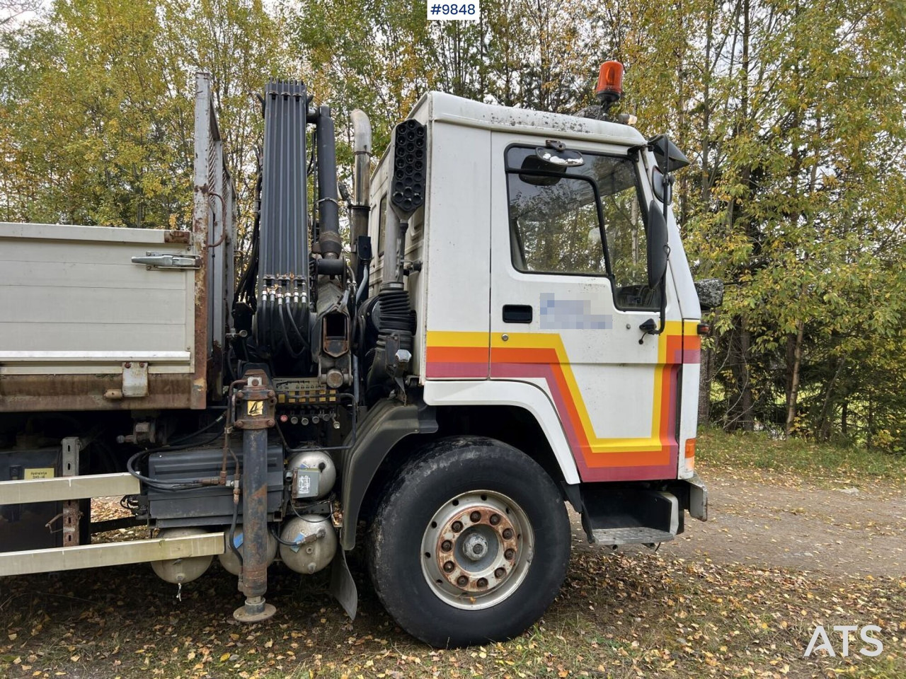VOLVO FL7 4X2 Crane truck/Dump truck with Hiab071 crane - Sklápěč, Auto s hydraulickou rukou: obrázek 4 VOLVO FL7 4X2 Crane truck/Dump truck with Hiab071 crane - Sklápěč, Auto s hydraulickou rukou: obrázek 4