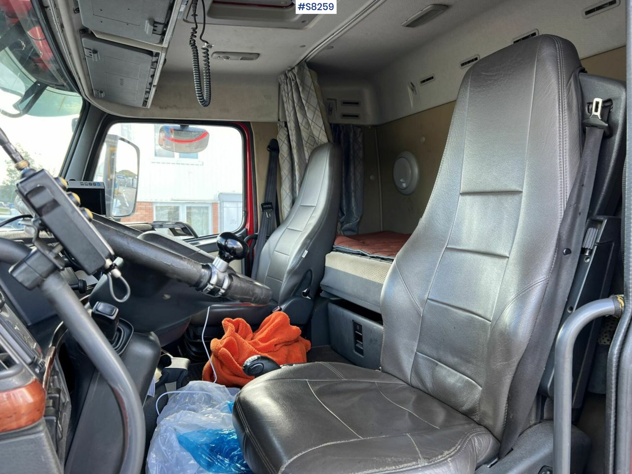 Volvo FH 480 Hook Truck, see video - Hákový nosič kontejnerů: obrázek 5 Volvo FH 480 Hook Truck, see video - Hákový nosič kontejnerů: obrázek 5