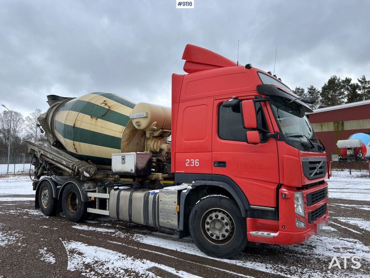 Volvo FM 6X2 Quick lock with concrete rotator (VIDEO) - Autodomíchávač: obrázek 2 Volvo FM 6X2 Quick lock with concrete rotator (VIDEO) - Autodomíchávač: obrázek 2