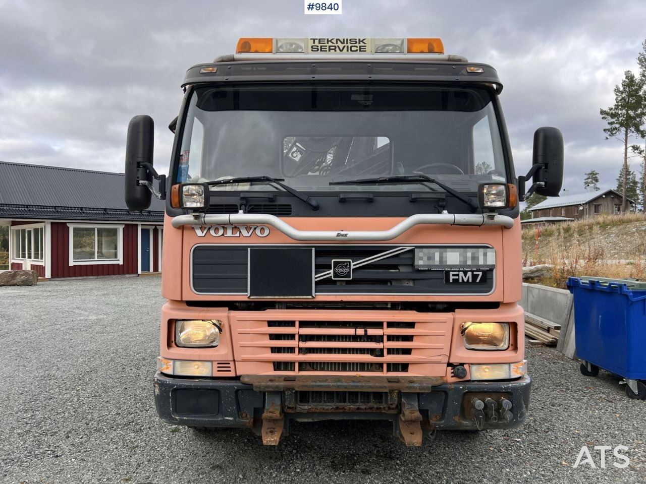 Volvo FM7 crane truck/tipper truck with Hiab 112 (video) - Sklápěč: obrázek 2 Volvo FM7 crane truck/tipper truck with Hiab 112 (video) - Sklápěč: obrázek 2