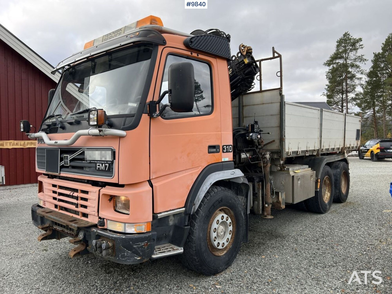 Volvo FM7 crane truck/tipper truck with Hiab 112 (video) - Sklápěč: obrázek 1 Volvo FM7 crane truck/tipper truck with Hiab 112 (video) - Sklápěč: obrázek 1