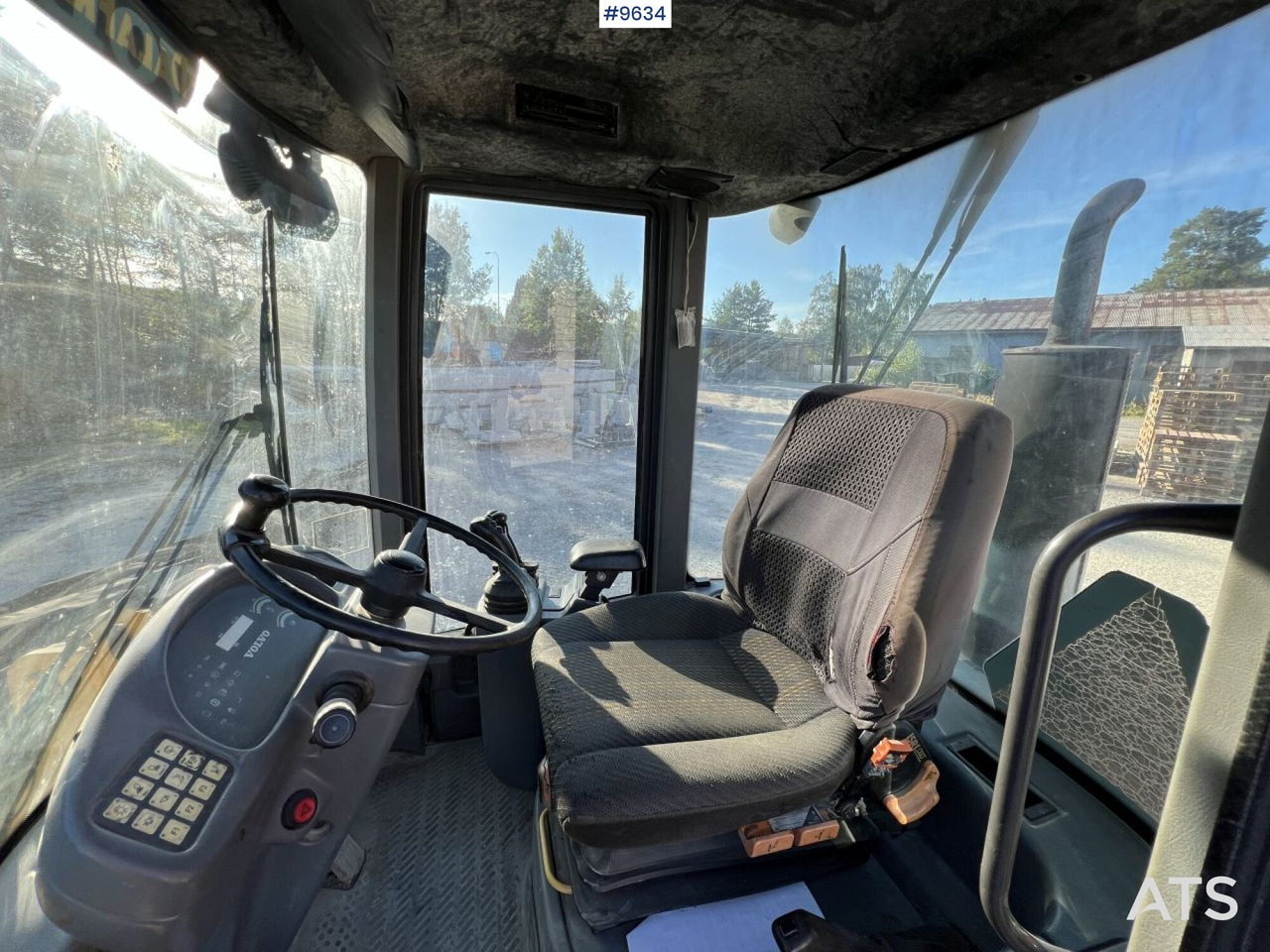Volvo L30Z Wheel loader with multiple attachments - Kolový nakladač: obrázek 5 Volvo L30Z Wheel loader with multiple attachments - Kolový nakladač: obrázek 5