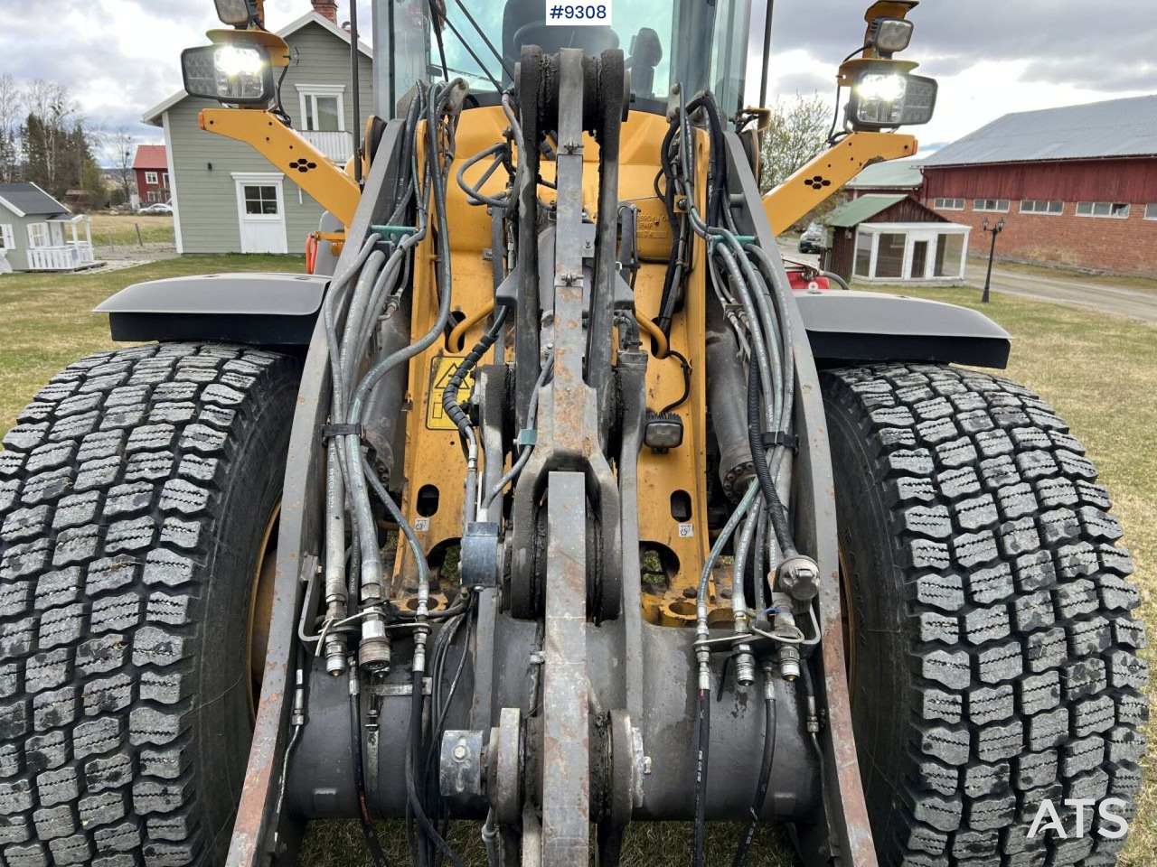 Volvo L60 H Wheel loader with grading bucket (VIDEO) - Kolový nakladač: obrázek 5 Volvo L60 H Wheel loader with grading bucket (VIDEO) - Kolový nakladač: obrázek 5