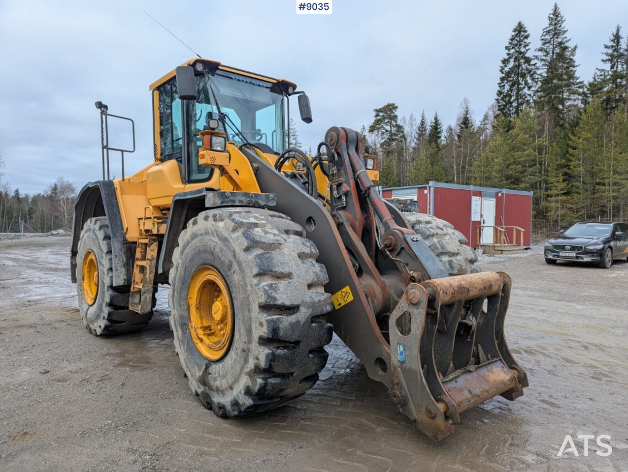 Wheel Loader Volvo L180F (SEE VIDEO) - Kolový nakladač: obrázek 2 Wheel Loader Volvo L180F (SEE VIDEO) - Kolový nakladač: obrázek 2