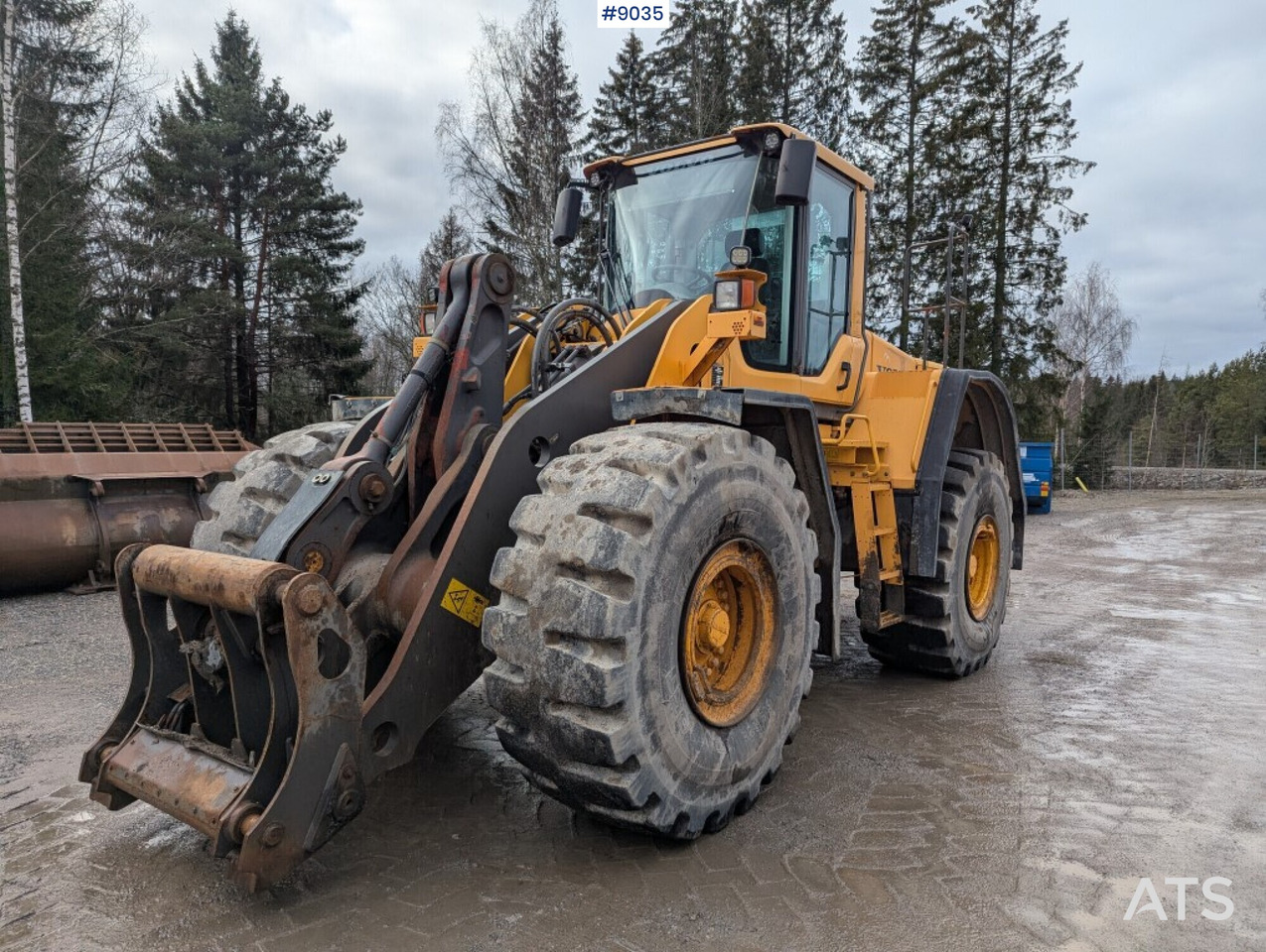 Wheel Loader Volvo L180F (SEE VIDEO) - Kolový nakladač: obrázek 1 Wheel Loader Volvo L180F (SEE VIDEO) - Kolový nakladač: obrázek 1