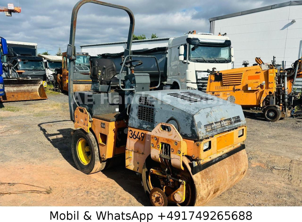 BOMAG Vibrokombiwalze BW 135 AC *Wasserkühlung - Kombinovaný válec: obrázek 3 BOMAG Vibrokombiwalze BW 135 AC *Wasserkühlung - Kombinovaný válec: obrázek 3