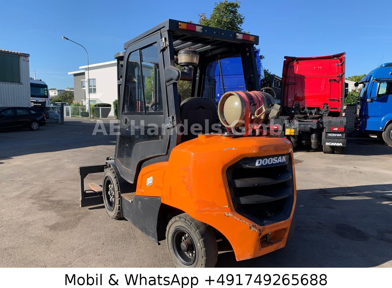 Doosan G30NXP LPG *3000KG HubKraft/1.211STD/BJ:2021 - Plynový vysokozdvižný vozík: obrázek 1 Doosan G30NXP LPG *3000KG HubKraft/1.211STD/BJ:2021 - Plynový vysokozdvižný vozík: obrázek 1