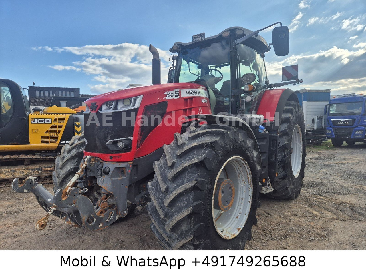 Massey Ferguson DVRT Exclusiv MF 8740 *6.100Std/Straßenzulassung - Traktor: obrázek 1 Massey Ferguson DVRT Exclusiv MF 8740 *6.100Std/Straßenzulassung - Traktor: obrázek 1