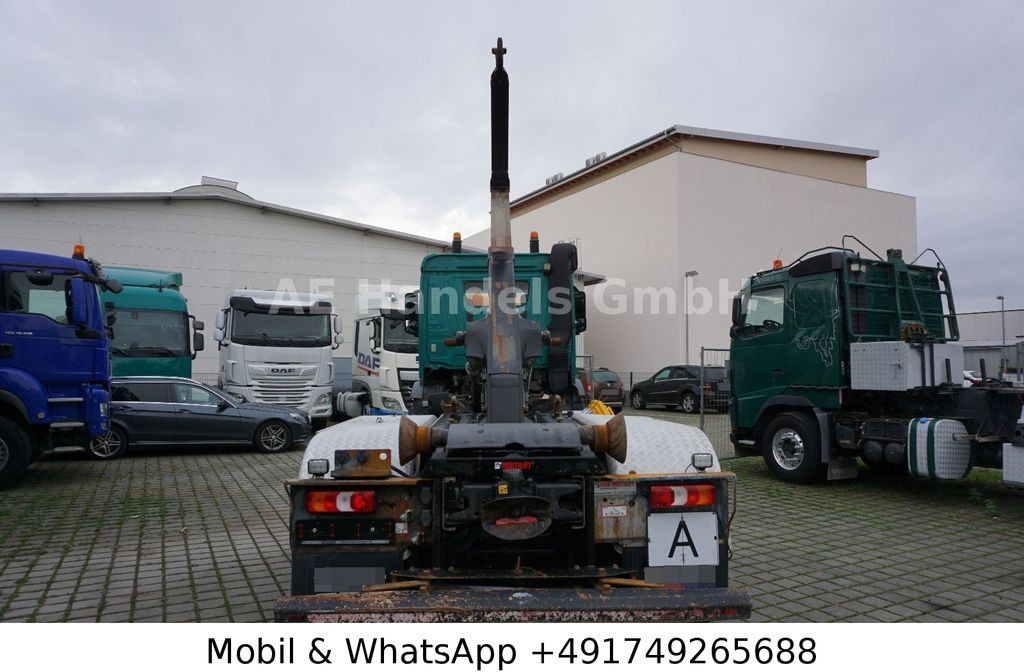 Mercedes-Benz Arocs IV 3348 M BB 6x4 Hiab-XR-21-S-56 *Retarder - Hákový nosič kontejnerů: obrázek 4 Mercedes-Benz Arocs IV 3348 M BB 6x4 Hiab-XR-21-S-56 *Retarder - Hákový nosič kontejnerů: obrázek 4