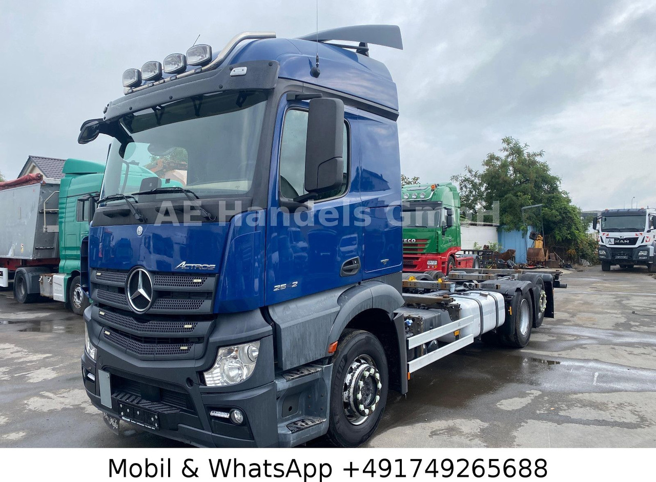 Mercedes-Benz Benz Actros IV 2542 L LL 6x2 *Retarder/Lift/LDW - Podvozek s kabinou: obrázek 3 Mercedes-Benz Benz Actros IV 2542 L LL 6x2 *Retarder/Lift/LDW - Podvozek s kabinou: obrázek 3