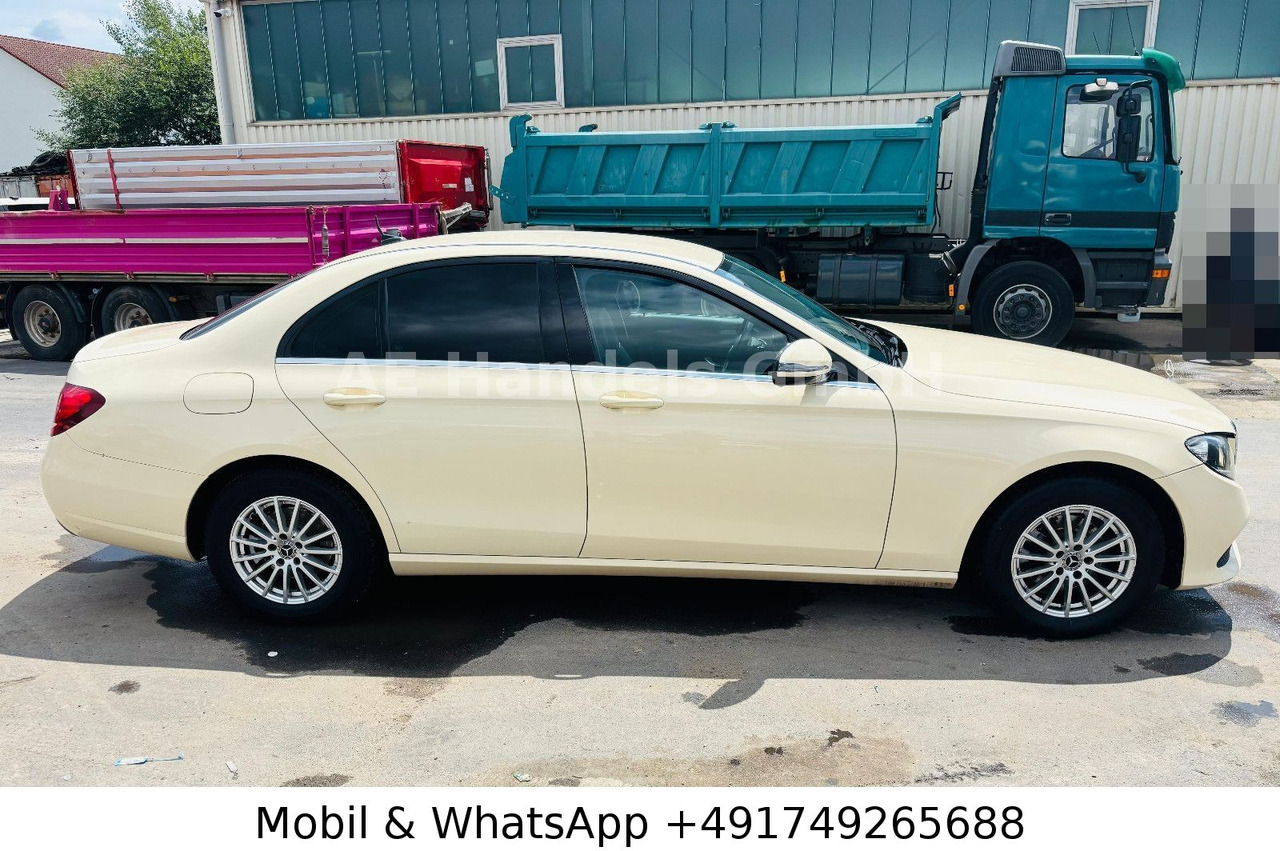 Mercedes-Benz E 220 d *Leder / Sitzheizung / Tempomat - Sedan: obrázek 2 Mercedes-Benz E 220 d *Leder / Sitzheizung / Tempomat - Sedan: obrázek 2