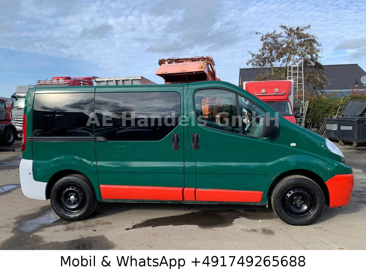 Renault Trafic Combi 9 Sitzer *Klima/Radio/1xSchiebetür - Mikrobus: obrázek 2 Renault Trafic Combi 9 Sitzer *Klima/Radio/1xSchiebetür - Mikrobus: obrázek 2
