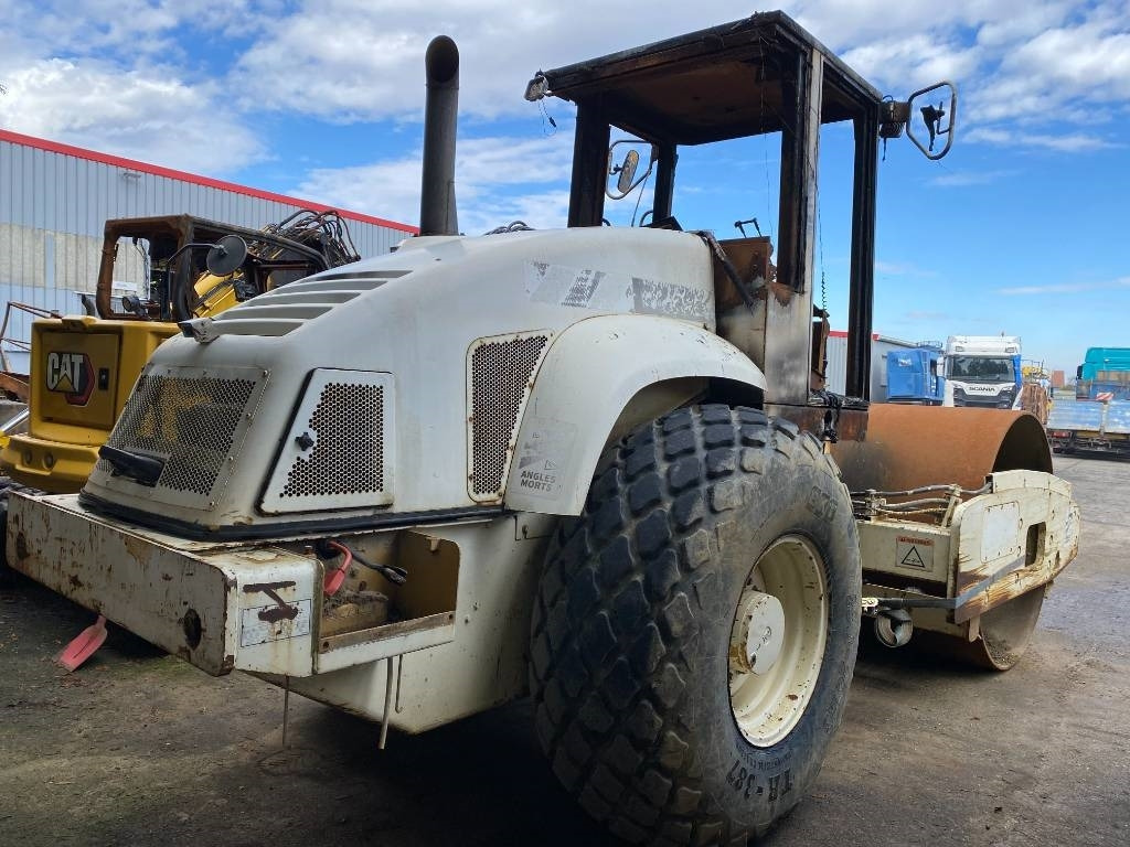CAT CS-563E Origine Française /Certificat CE endommagé - Kompaktor: obrázek 4 CAT CS-563E Origine Française /Certificat CE endommagé - Kompaktor: obrázek 4