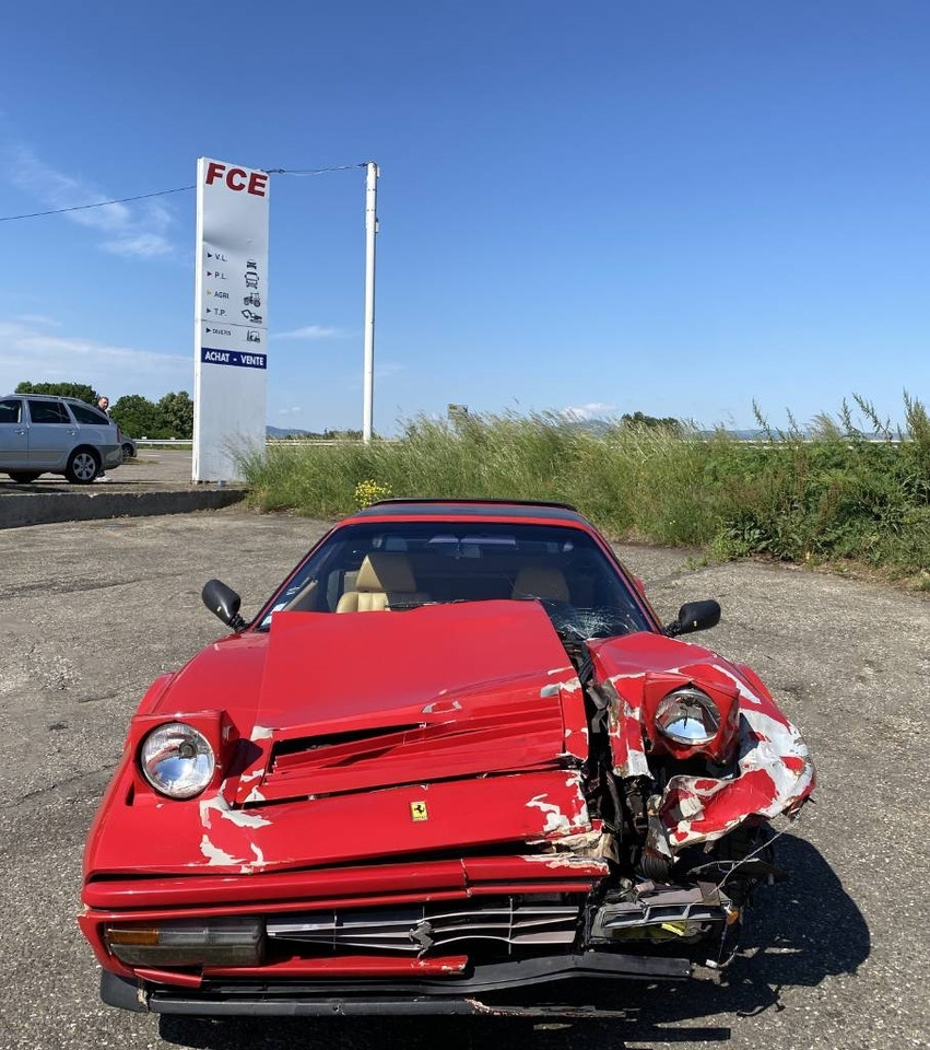 Ferrari 328 GTS / Origine Française endommagé - Osobní auto: obrázek 3 Ferrari 328 GTS / Origine Française endommagé - Osobní auto: obrázek 3