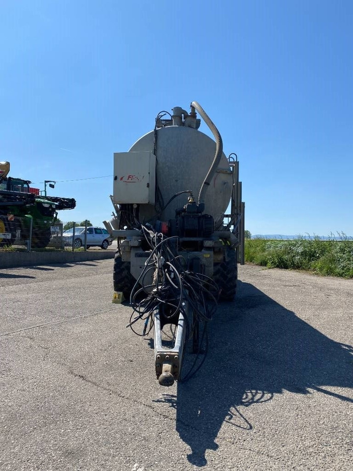 Fliegl WFG10100/Châssis Porteur-Citerne 24000Litres - Fekální cisterna: obrázek 2 Fliegl WFG10100/Châssis Porteur-Citerne 24000Litres - Fekální cisterna: obrázek 2
