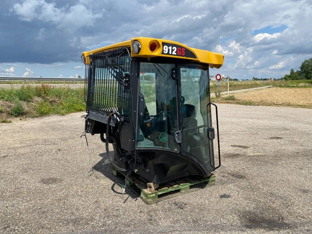 Hydrema Cabine pour tombereau Hydrema 912 GS endommagée - Kabina pro Stavební technika: obrázek 4 Hydrema Cabine pour tombereau Hydrema 912 GS endommagée - Kabina pro Stavební technika: obrázek 4