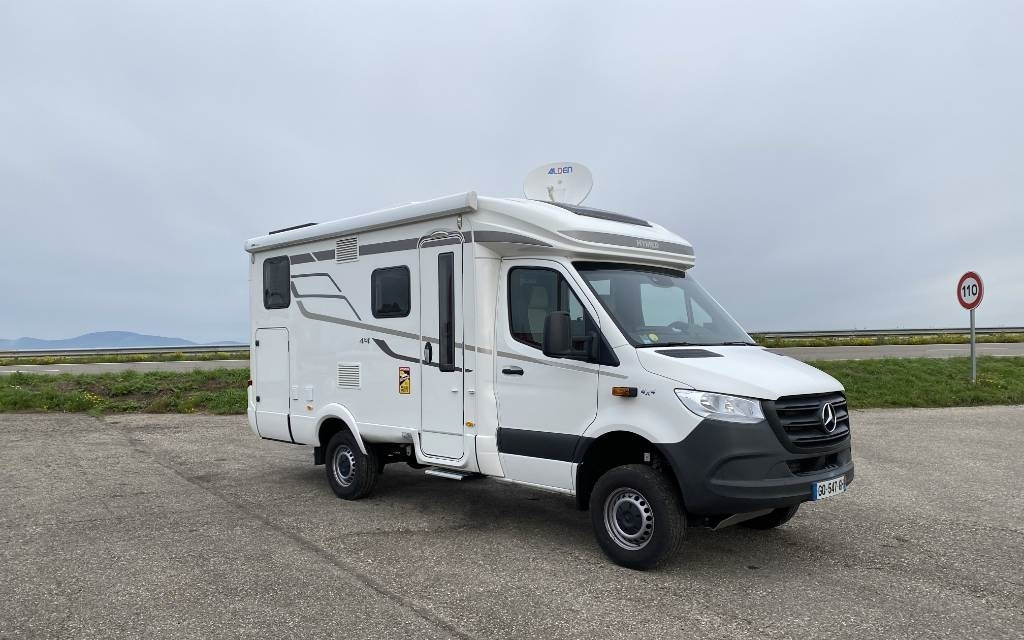 Hymer ML-T 570 -Mercedes 419 CDI 190 4x4 1er Main - Polointegrovaný obytný vůz: obrázek 3 Hymer ML-T 570 -Mercedes 419 CDI 190 4x4 1er Main - Polointegrovaný obytný vůz: obrázek 3