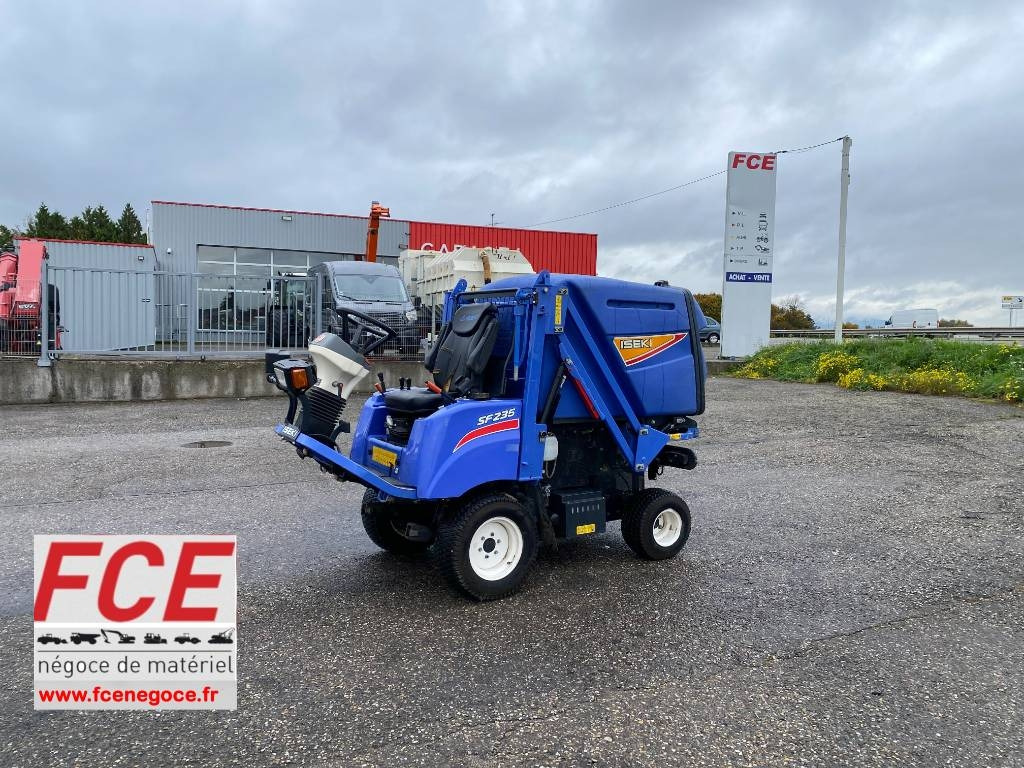 Iseki SF 235F 1er Main endommagée - Sekačka na trávu: obrázek 1 Iseki SF 235F 1er Main endommagée - Sekačka na trávu: obrázek 1