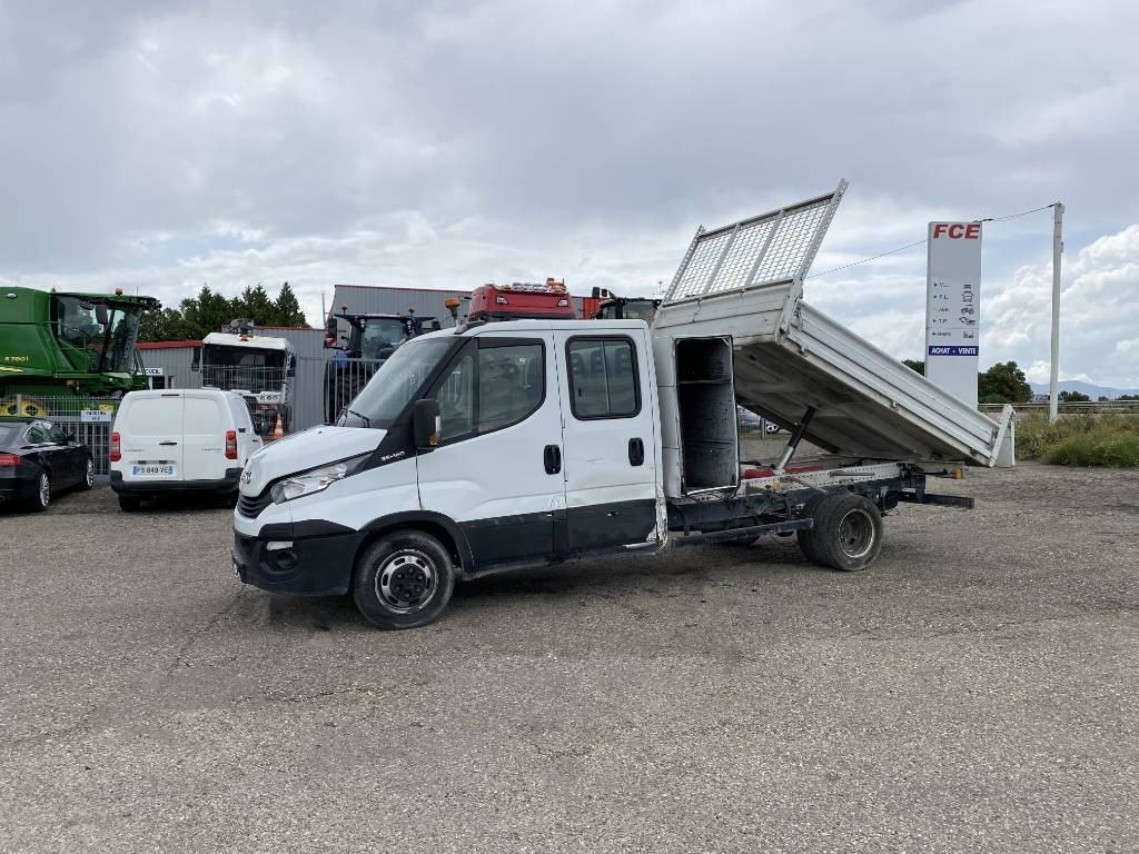 Iveco DAILY 35-140 C14 2.3D/140 / JPM VULCAIN endommagé - Dodávka sklápěč, Dodávka s dvojitou kabinou: obrázek 2 Iveco DAILY 35-140 C14 2.3D/140 / JPM VULCAIN endommagé - Dodávka sklápěč, Dodávka s dvojitou kabinou: obrázek 2