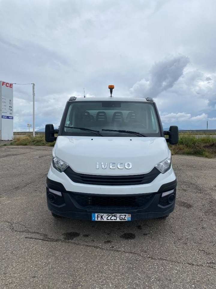 Iveco DAILY 35-140 C14 2.3D/140 / JPM VULCAIN endommagé - Dodávka sklápěč, Dodávka s dvojitou kabinou: obrázek 3 Iveco DAILY 35-140 C14 2.3D/140 / JPM VULCAIN endommagé - Dodávka sklápěč, Dodávka s dvojitou kabinou: obrázek 3