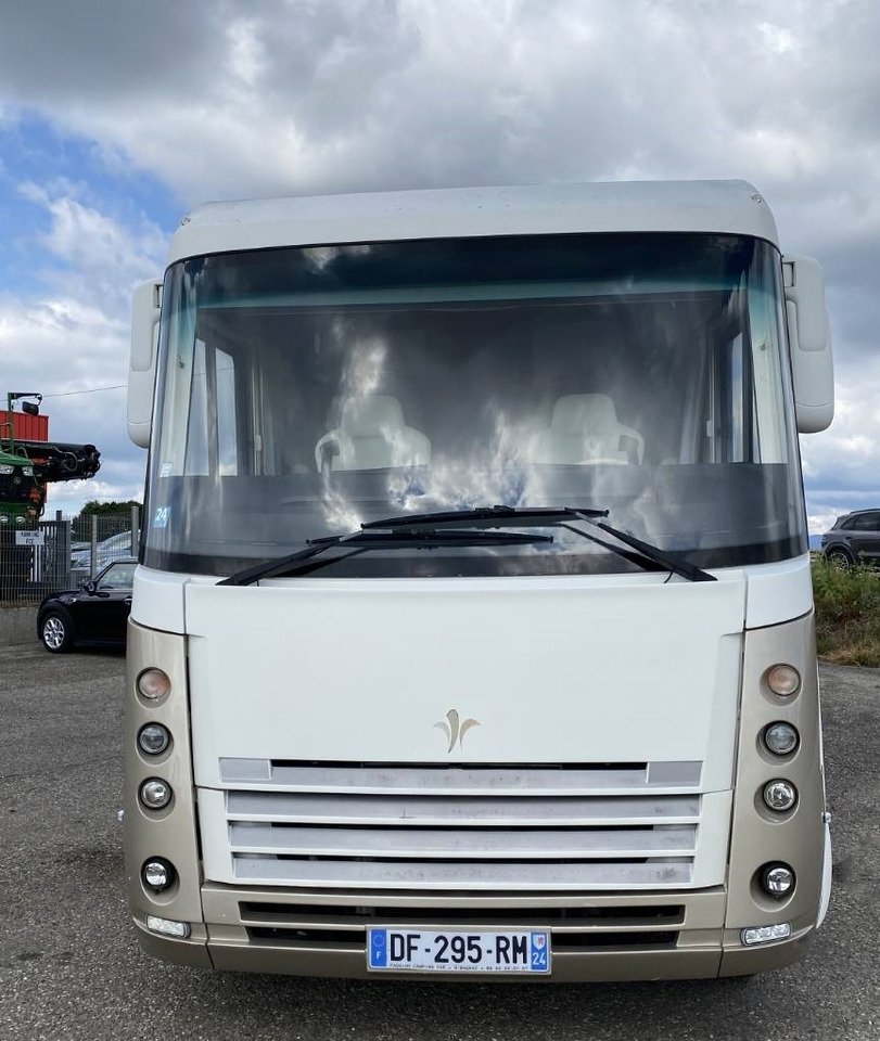 Iveco Niesmann+Bischoff FLAIR 800i CEBW - Integrovaný obytný vůz: obrázek 2 Iveco Niesmann+Bischoff FLAIR 800i CEBW - Integrovaný obytný vůz: obrázek 2