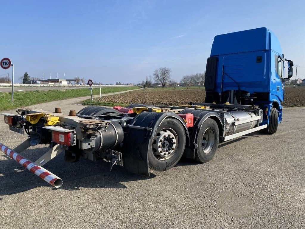 Iveco STRALIS 460NP LNG RETARDER - Kontejnérový podvozek/ Výměnná nástavba: obrázek 4 Iveco STRALIS 460NP LNG RETARDER - Kontejnérový podvozek/ Výměnná nástavba: obrázek 4