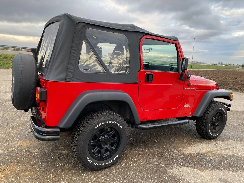 Jeep WRANGLER 2.5i 118 Véhicule d'Origine Française - SUV: obrázek 4 Jeep WRANGLER 2.5i 118 Véhicule d'Origine Française - SUV: obrázek 4