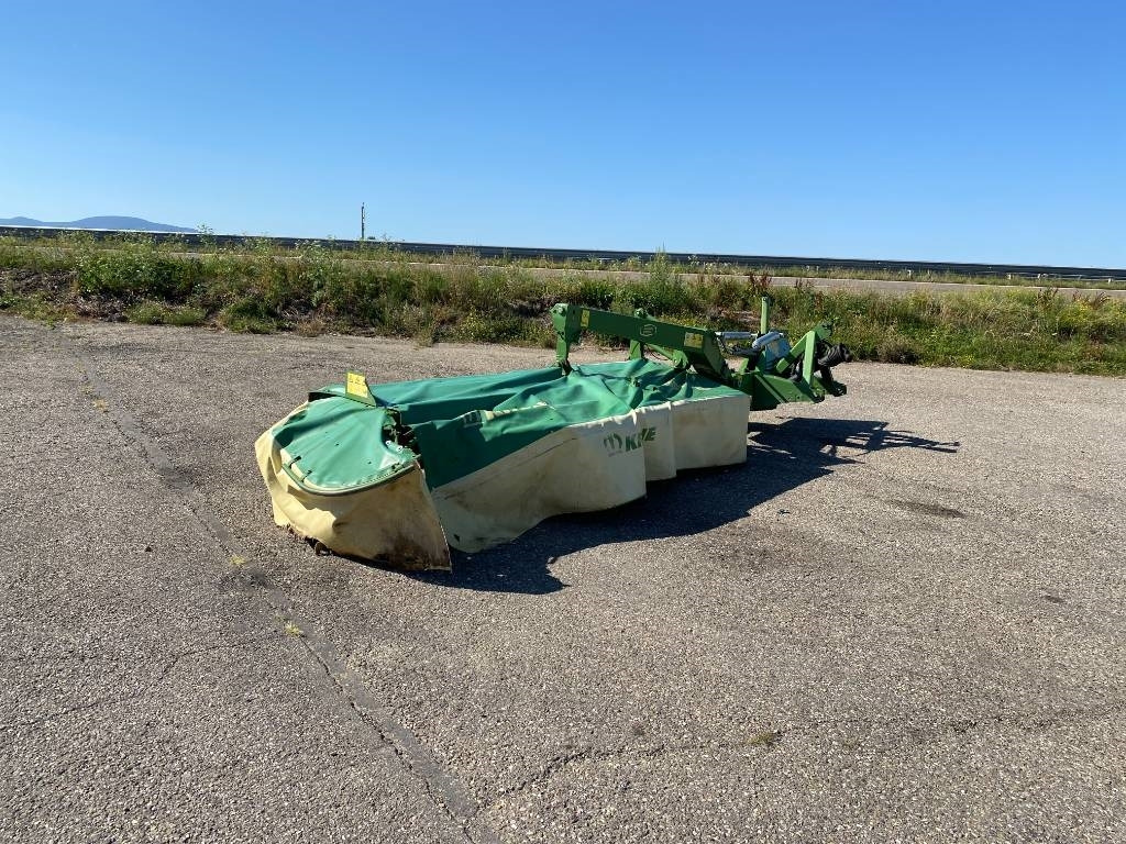 Krone EASY CUT R360 endommagé - Žací stroj: obrázek 4 Krone EASY CUT R360 endommagé - Žací stroj: obrázek 4