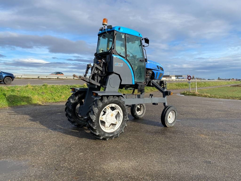 Landini REX R70V Enjambeur a Grand dégagement endommagé - Traktor: obrázek 4 Landini REX R70V Enjambeur a Grand dégagement endommagé - Traktor: obrázek 4