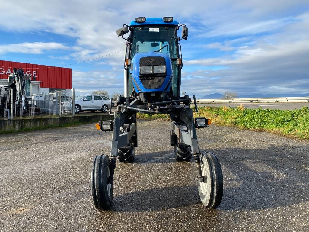 Landini REX R70V Enjambeur a Grand dégagement endommagé - Traktor: obrázek 2 Landini REX R70V Enjambeur a Grand dégagement endommagé - Traktor: obrázek 2